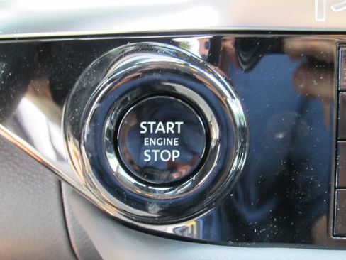 New 2026 Nissan Pathfinder SV AWD/4WD image 24