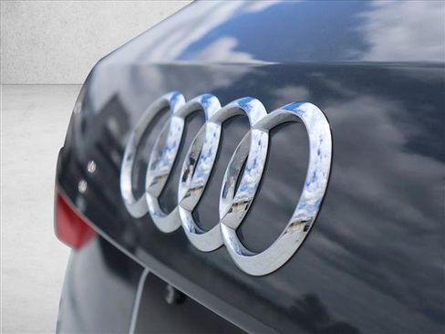 Used 2023 Audi Q3 2.0T Premium w/ Convenience Package AWD/4WD image 28