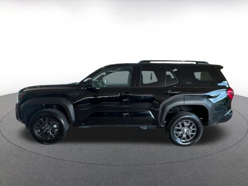 Used 2025 Toyota 4Runner SR5 image 7