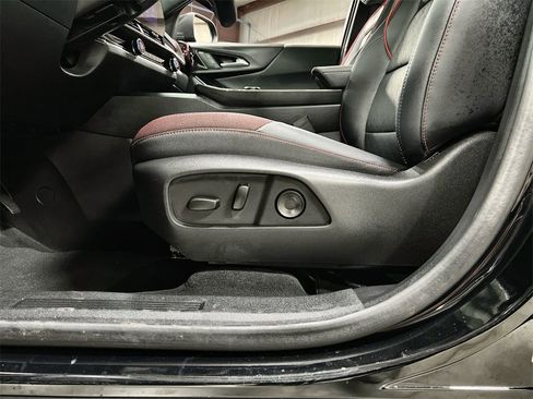 Used 2025 Chevrolet Equinox RS w/ Convenience Package III image 12