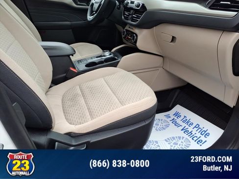 Certified 2022 Ford Escape SE w/ Convenience Package image 10