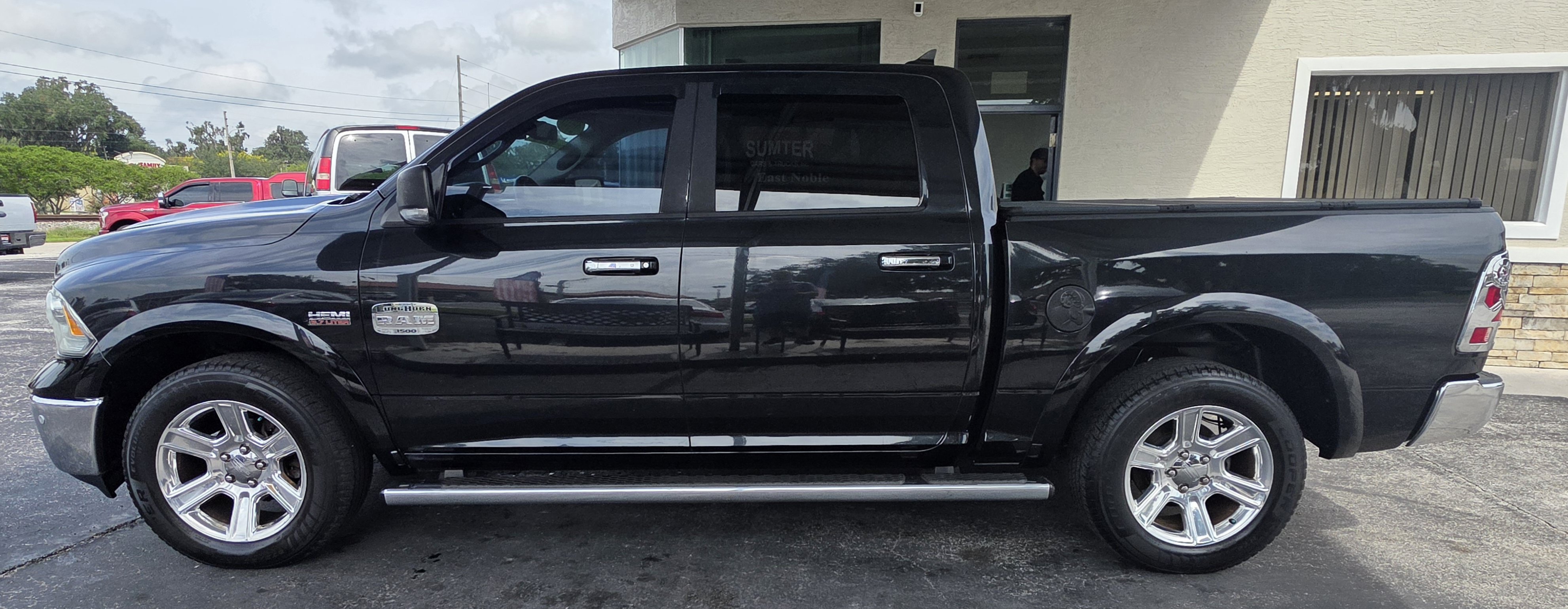 Used 2016 RAM 1500 Laramie Longhorn w/ Convenience Group AWD/4WD image 3