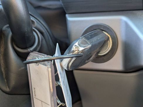 Used 2025 Ford F150 XLT w/ Equipment Group 301A Standard image 24