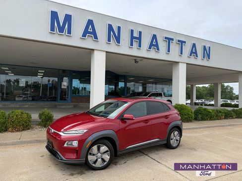Used 2021 Hyundai Kona Limited w/ Cargo Package FWD image 1