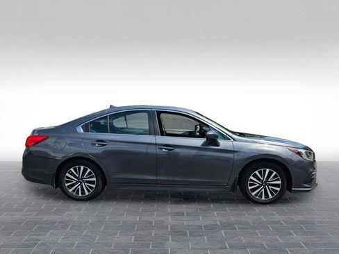 Used 2018 Subaru Legacy 2.5i Premium AWD/4WD image 4