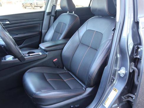 Used 2022 Nissan Altima 2.0 SR image 15