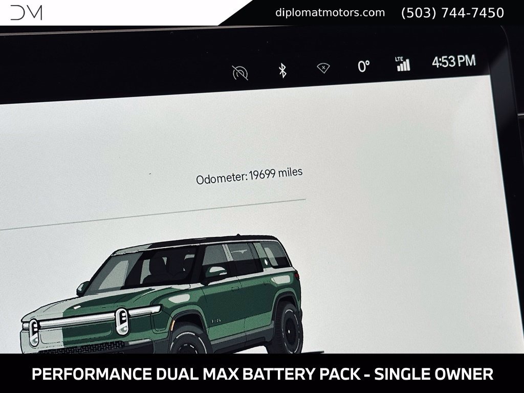 Used 2025 Rivian R1S Adventure Dual AWD/4WD image 39