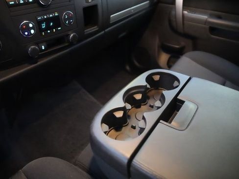 Used 2014 GMC Sierra 2500 SLE w/ SLE Preferred Package image 28