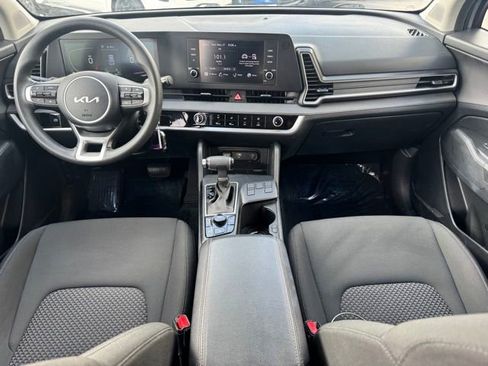 Certified 2024 Kia Sportage LX FWD image 15