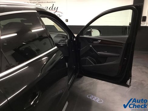 Used 2019 Audi Q5 2.0T Premium Plus w/ Premium Plus Package AWD/4WD image 37
