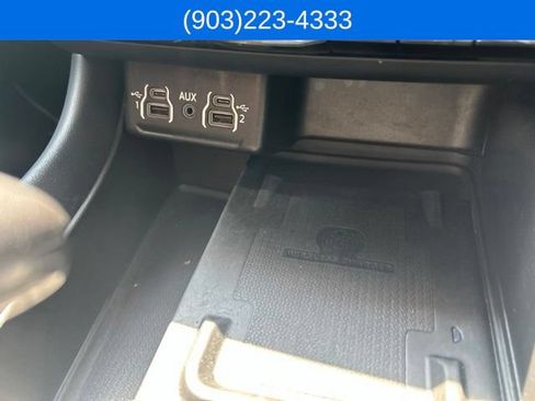 Used 2023 Dodge Durango R/T RWD image 28