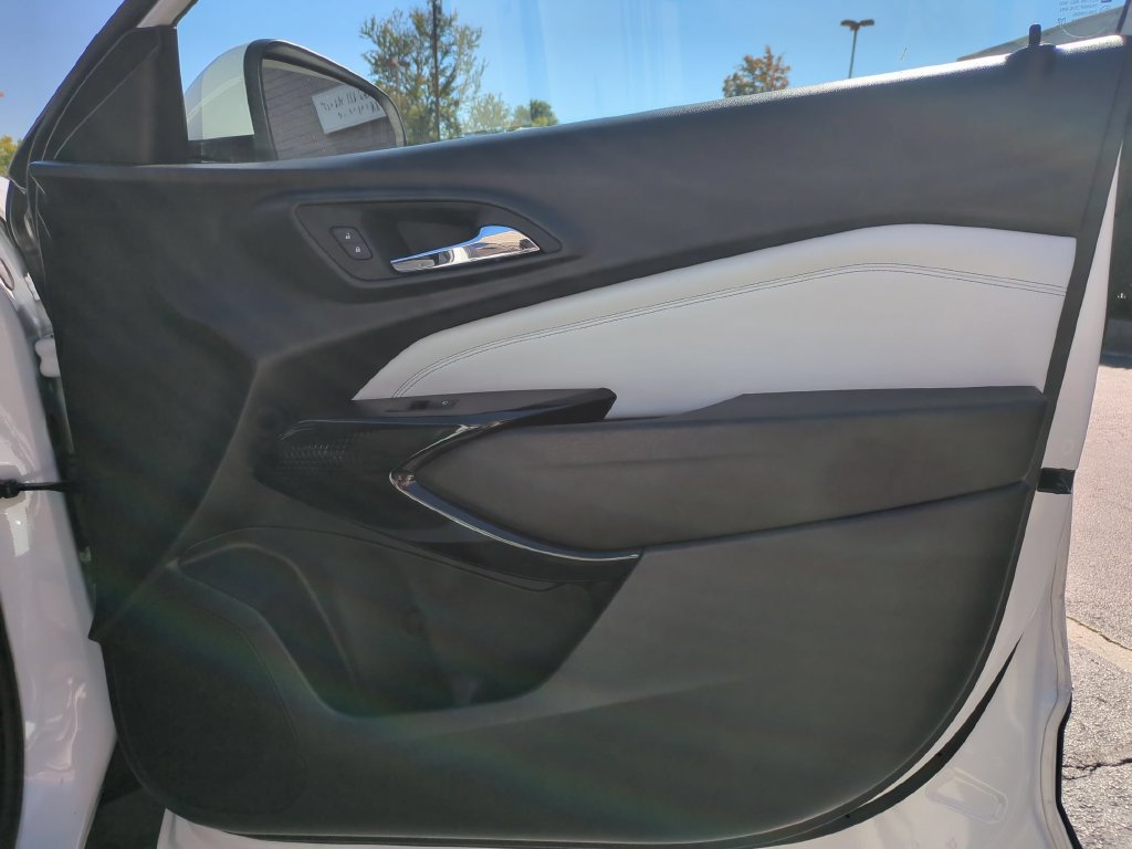 Used 2026 Chevrolet Trax LT FWD image 32