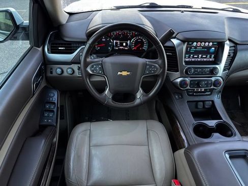 Used 2019 Chevrolet Suburban LT AWD/4WD image 13