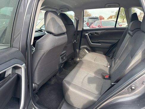 Used 2025 Toyota RAV4 LE image 9