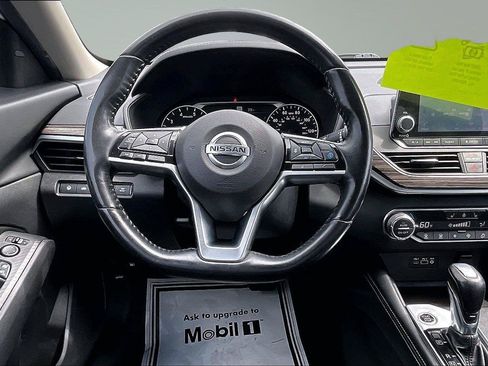 Used 2019 Nissan Altima 2.5 SL FWD image 6