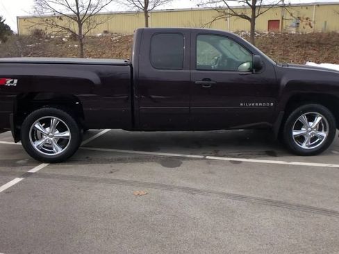 Used 2008 Chevrolet Silverado 1500 LT w/ Power Pack Plus AWD/4WD image 9