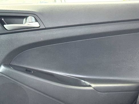 Used 2019 Hyundai Tucson SEL FWD image 14