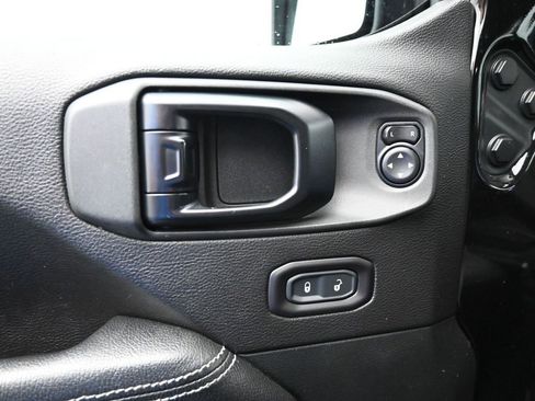 Used 2020 Jeep Gladiator Rubicon image 25