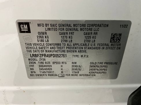 Used 2023 Buick Envision Essence w/ Sport Touring Package image 31