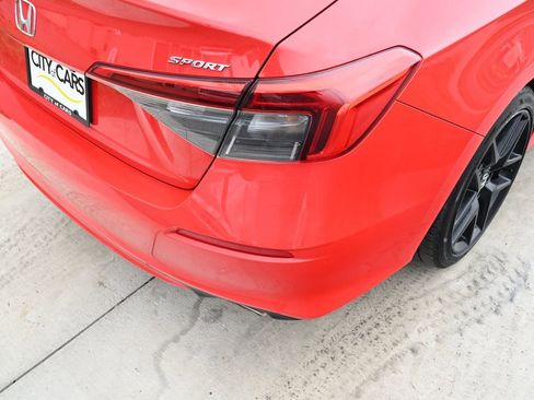 Used 2023 Honda Civic Sport image 13