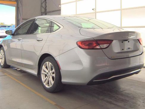 Used 2016 Chrysler 200 Limited FWD image 5