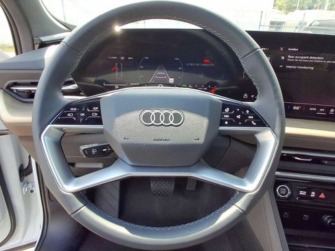 New 2025 Audi Q5 Premium Plus image 15