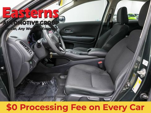 Used 2018 Honda HR-V LX image 14