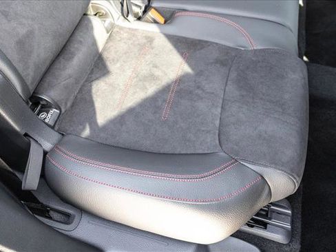 Certified 2026 Mercedes-Benz GLB 250 4MATIC image 30