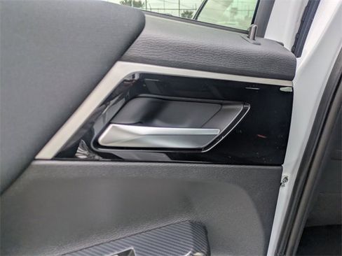 New 2025 Mitsubishi Outlander ES image 26