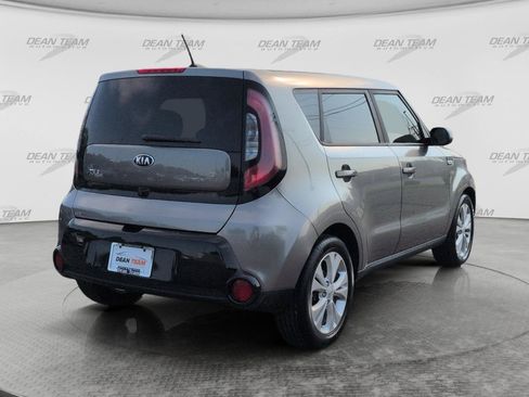 Used 2016 Kia Soul + FWD image 7