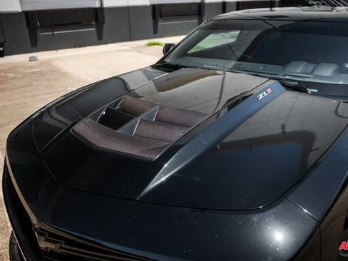 Used 2014 Chevrolet Camaro ZL1 image 26