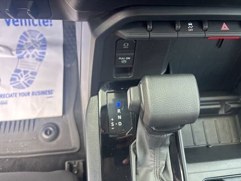 Used 2024 Toyota Tundra SR5 w/ SR5 Convenience Package AWD/4WD image 36