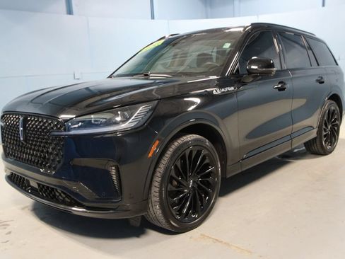 Used 2025 Lincoln Aviator Reserve w/ Luxury Package AWD/4WD image 34