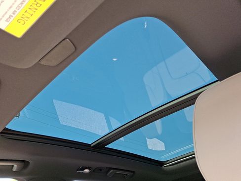 New 2026 Volvo XC90 B6 Plus w/ Protection Package Premier image 10