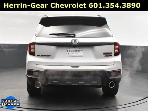 Used 2023 Honda Passport TrailSport image 6