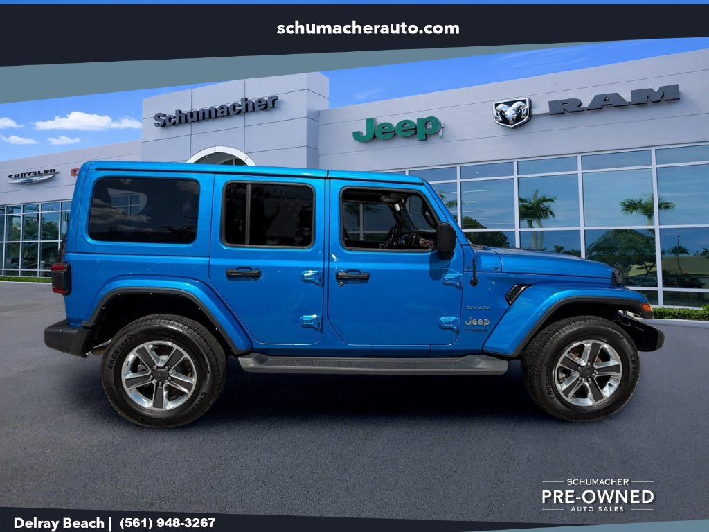 Used 2022 Jeep Wrangler Unlimited Sahara w/ LED Lighting Group AWD/4WD image 8