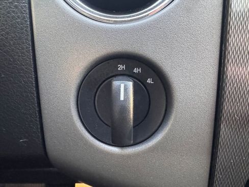 Used 2004 Ford F150 XLT image 21