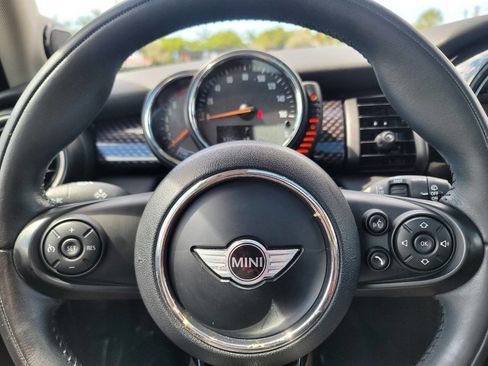 Used 2015 MINI Cooper S FWD image 18