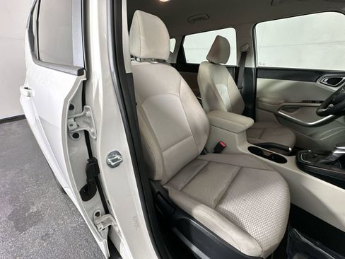 Used 2025 Kia Soul LX w/ LX Technology Package image 31