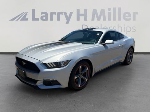 Used 2016 Ford Mustang Coupe w/ Equipment Group 051A RWD image 1