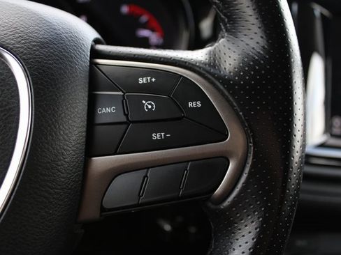 Used 2022 Dodge Durango SXT w/ Trailer Tow Group IV image 18