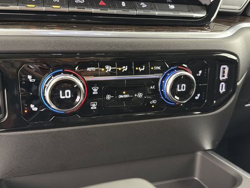 New 2026 GMC Sierra 1500 Elevation w/ Elevation Premium Package image 29