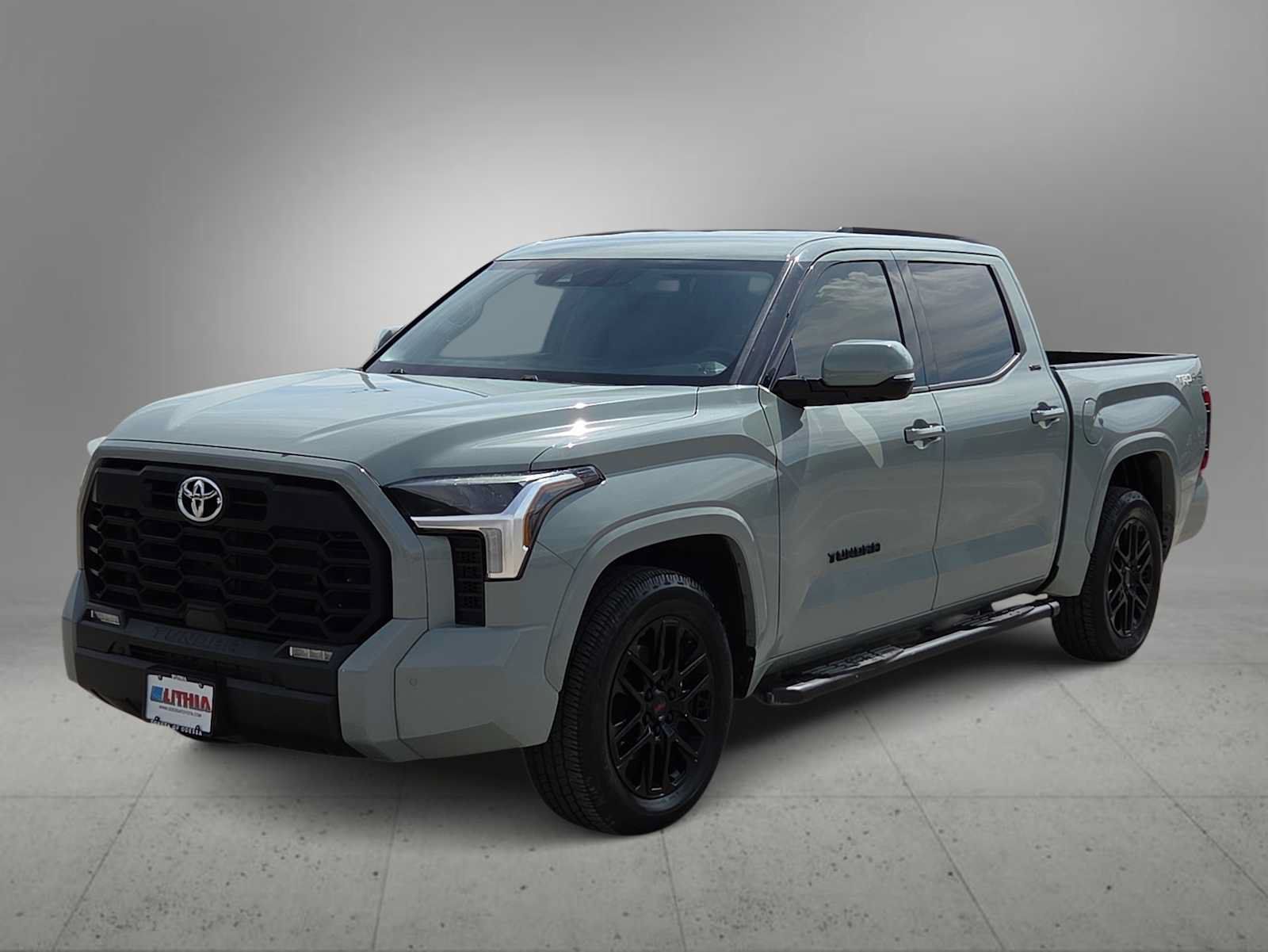 Used 2022 Toyota Tundra SR5 w/ TRD Sport Premium Package AWD/4WD image 4