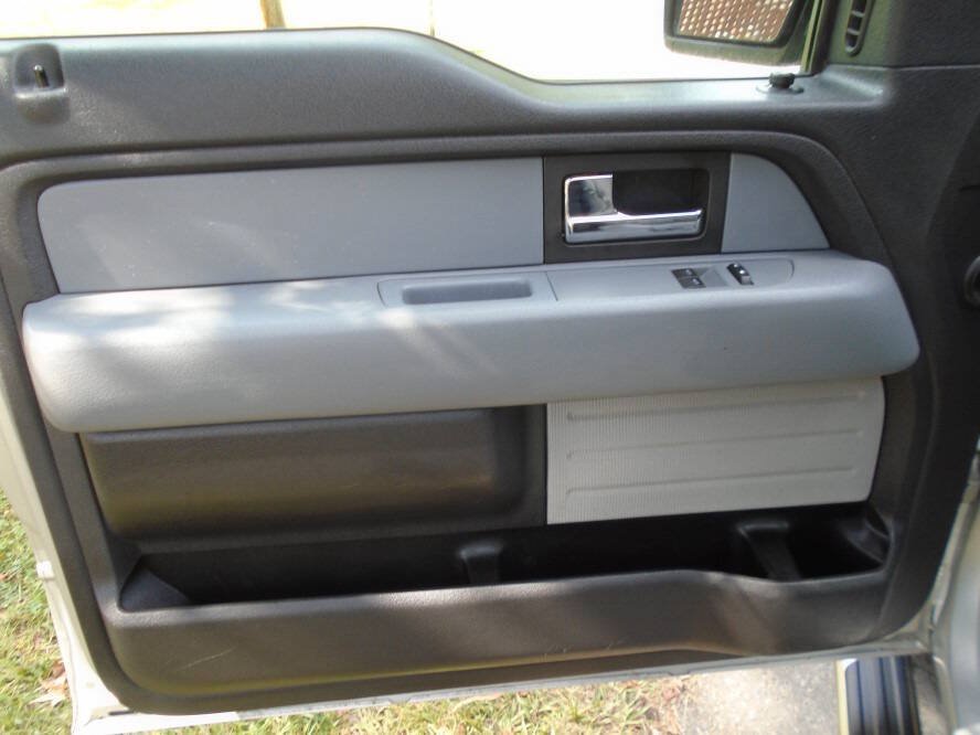 Used 2013 Ford F150 STX w/ Mid Equipment Group AWD/4WD image 14