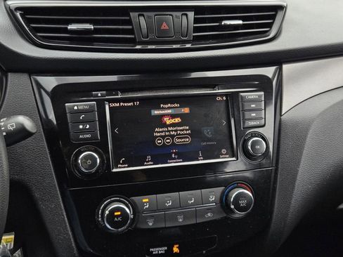 Used 2020 Nissan Rogue Sport S FWD image 21