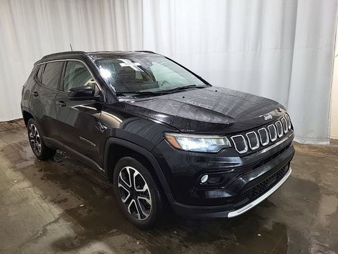 Used 2022 Jeep Compass Limited AWD/4WD image 3