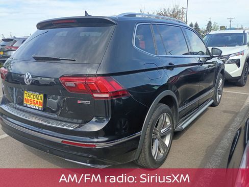 Used 2019 Volkswagen Tiguan SEL R-Line AWD/4WD image 4
