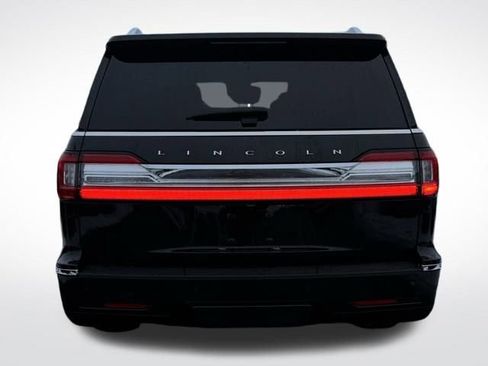 Used 2020 Lincoln Navigator L Reserve w/ Equipment Group 208A Reserve image 7