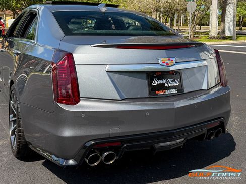 Used 2019 Cadillac CTS V w/ Luxury Package image 54