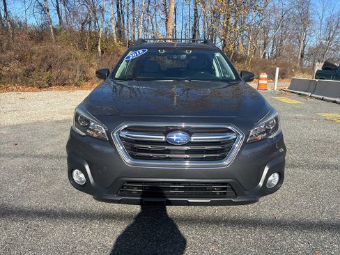 Used 2018 Subaru Outback 2.5i Premium image 6